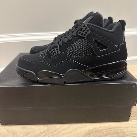 Jordan 4 Black Cat - Picture 4 of 5